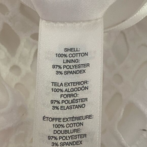 White House Black Market White Crocheted Eyelet Overlay Dress. Size 0. - Picture 9 of 9